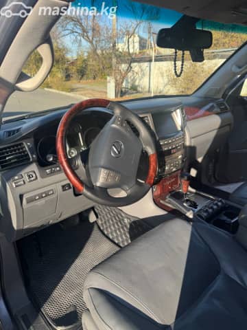 Lexus LX III 570 5.7 AT 4WD