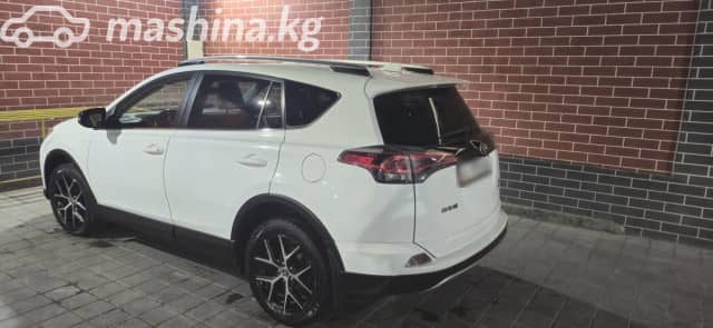Toyota RAV4 IV (XA40) Рестайлинг 2.5 AT 4WD