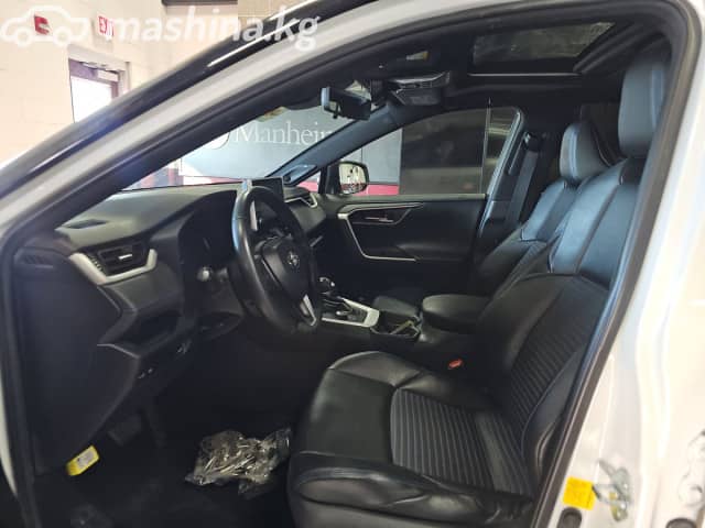 Toyota RAV4 V (XA50) 2.5 AT 4WD