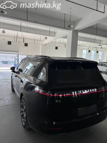 Lynk & Co 900 1.5hyb AT 4WD