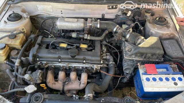 Hyundai Avante II 1.5 MT