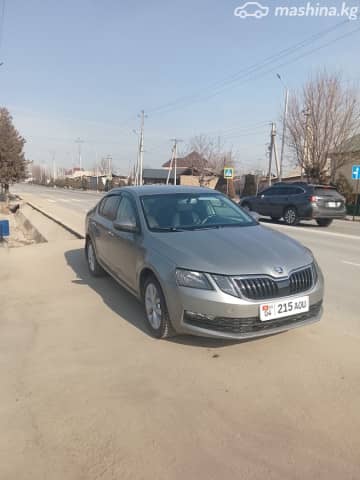 Skoda Octavia III (A7) 1.6 MT