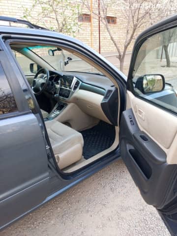 Toyota Highlander I (U20) 2.4 AT