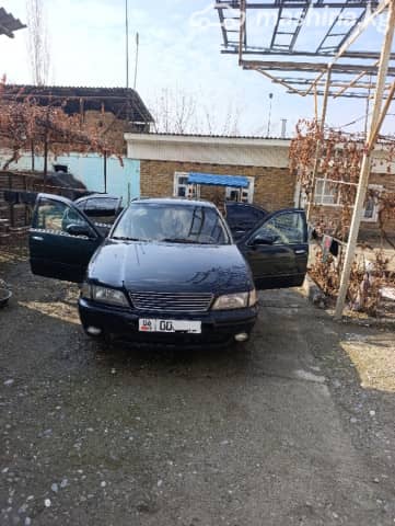 Nissan Maxima IV (A32) 2.0 MT