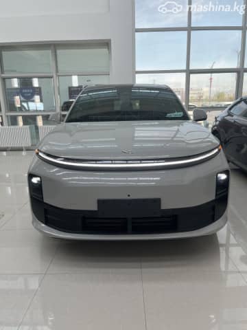 LiXiang L6 1.5hyb AT 4WD