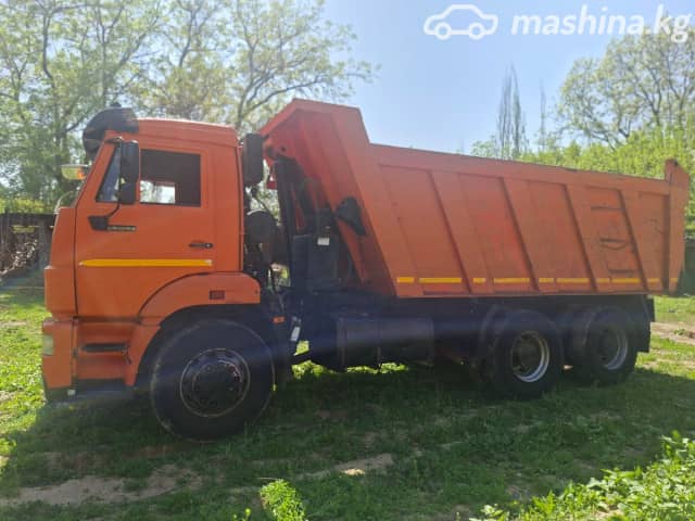 КамАЗ 6520