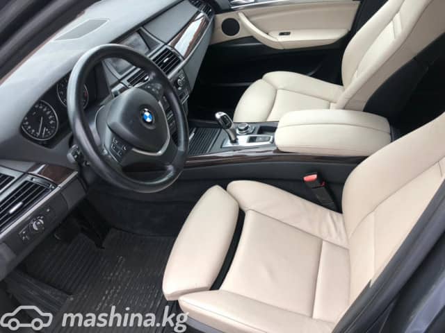 BMW X5 II (E70) Рестайлинг 35i 3.0 AT 4WD