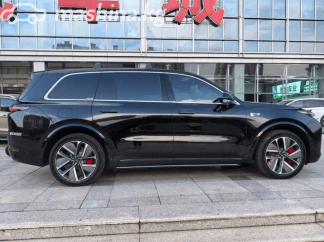LiXiang L9 Рестайлинг 1.5hyb AT 4WD