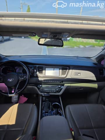 Kia Carnival III 2.2d AT