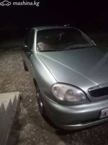 Chevrolet Lanos I 1.5 MT