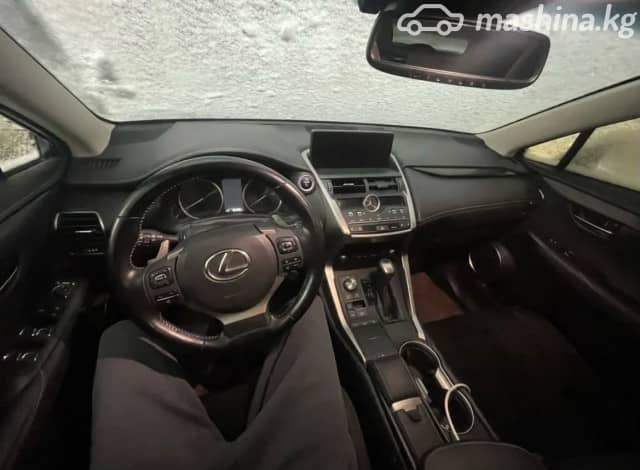 Lexus NX I Рестайлинг 300h 2.5hyb CVT 4WD