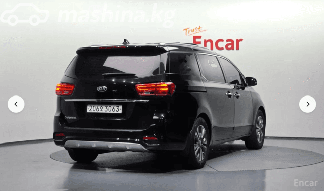 Kia Carnival III 2.2d AT