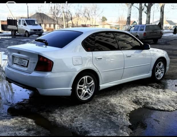 Subaru Legacy IV 2.5 AT 4WD