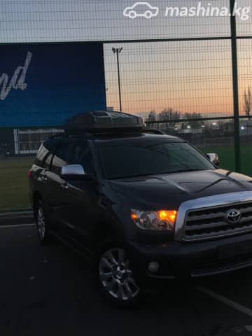 Toyota Sequoia II 5.7 AT 4WD