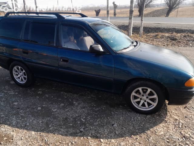 Opel Astra F 1.8 MT