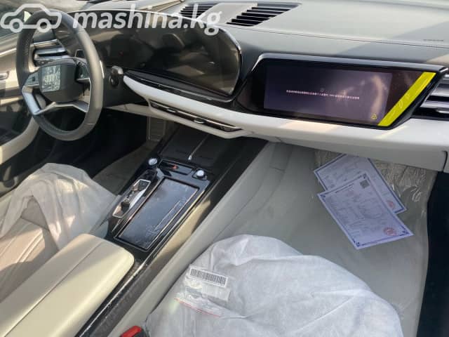 Audi A6 V (C8) Рестайлинг 45 TFSI Long 2.0 AMT 4WD