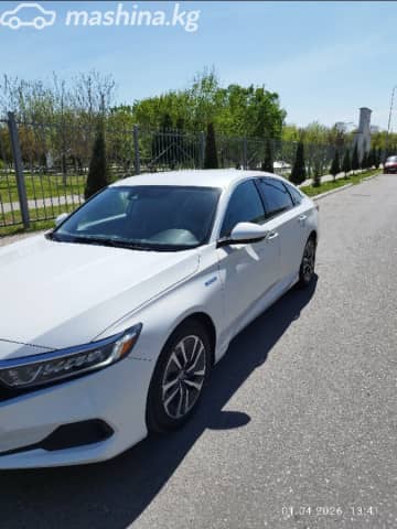 Honda Accord X Рестайлинг 2.0hyb CVT