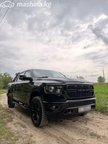 RAM 1500 V Quad Cab 5.7 AT 4WD