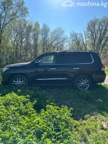 Lexus LX III 570 5.7 AT 4WD