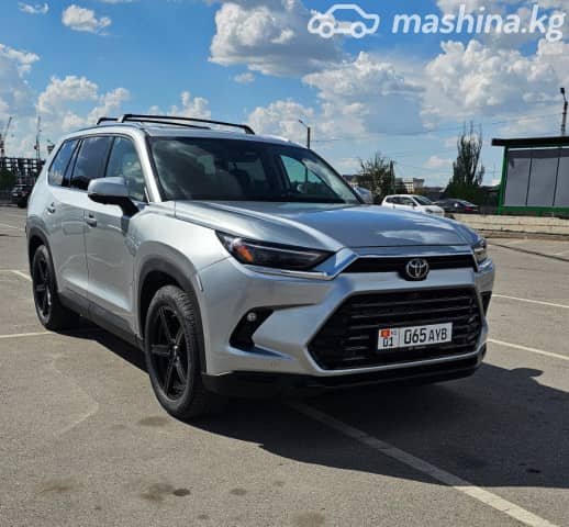 Toyota Grand Highlander 2.5hyb CVT 4WD