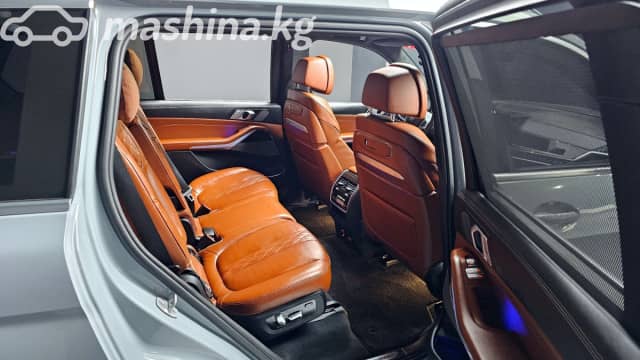 BMW X7 I (G07) Рестайлинг 40i 3.0 AT 4WD