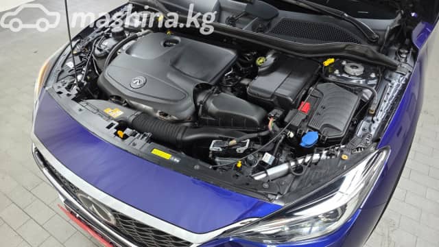 Infiniti Q30 2.0 AMT