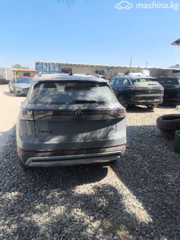 Volkswagen Tharu XR 1.5 AT