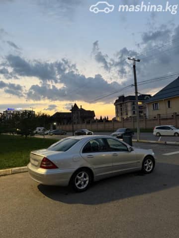 Mercedes-Benz C-Класс II (W203) 180 2.0 MT