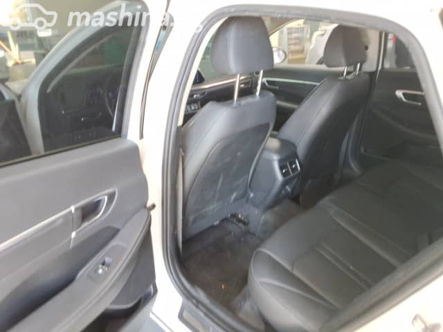 Hyundai Sonata VIII (DN8) LPi 2.0 AT