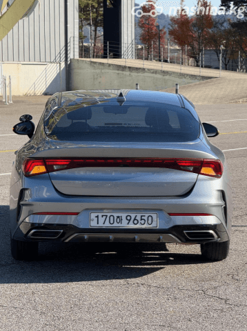 Kia K5 III LPi 2.0 AT
