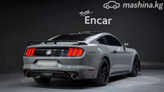 Ford Mustang VI Рестайлинг 2.3 AT