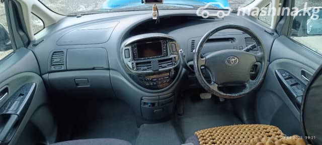 Toyota Estima II Рестайлинг 3.0 AT 4WD