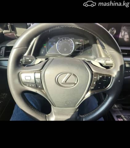 Lexus ES VII 300h 2.5hyb CVT