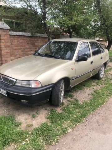 Daewoo Nexia I 1.5 MT