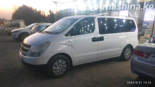 Hyundai Starex (H-1) II 2.5d MT