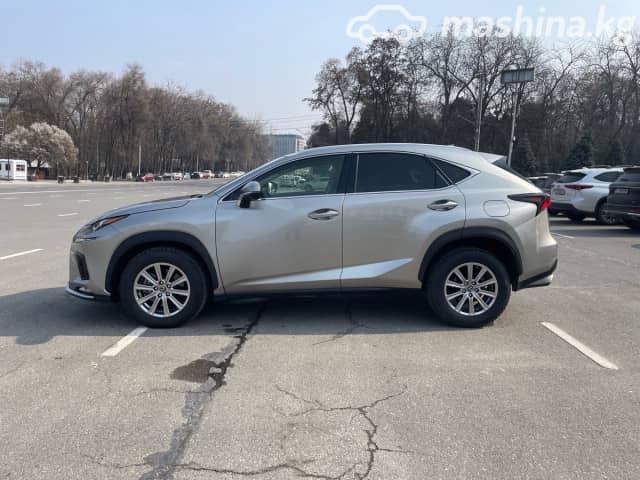 Lexus NX I Рестайлинг 300 2.0 AT