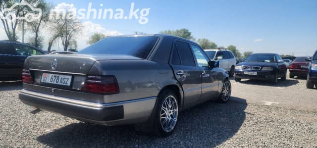 Mercedes-Benz W124 230 2.3 AT