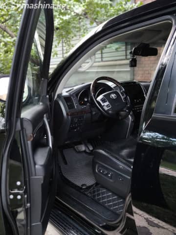 Toyota Land Cruiser 200 Series Рестайлинг 1 4.5d AT 4WD