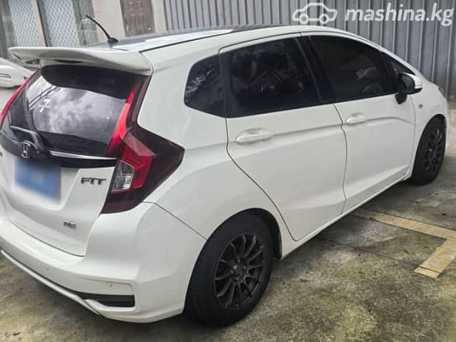 Honda Fit III Рестайлинг 1.5 CVT