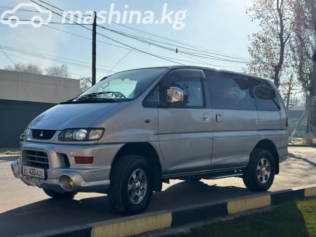 Mitsubishi Delica IV 3.0 AT 4WD
