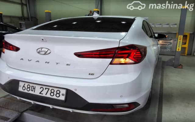Hyundai Avante VI Рестайлинг 1.6 CVT
