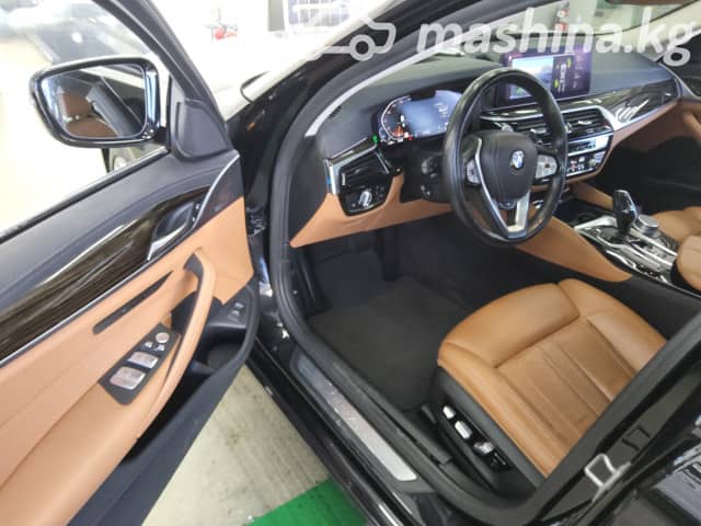 BMW 5 серии VII (G30/G31) Рестайлинг 520i 2.0 AT