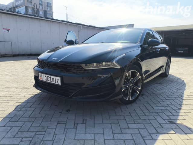 Kia K5 III 2.0 AT