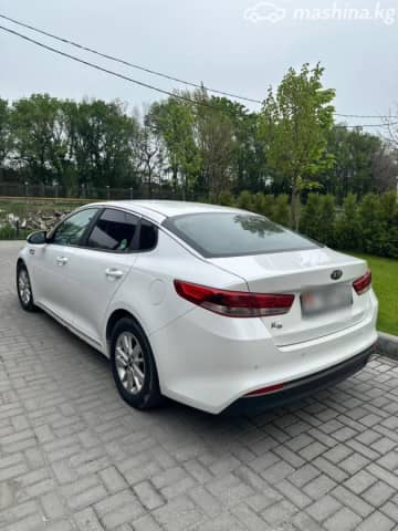 Kia K5 II 2.0 AT
