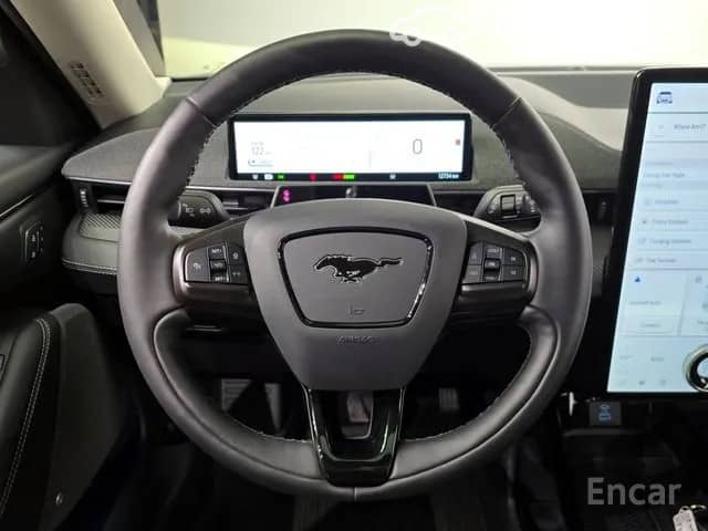 Ford Mustang Mach-E I 98 kWh Electro AT 4WD