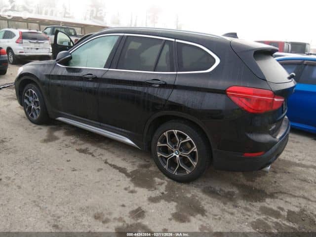 BMW X1 II (F48) Рестайлинг 28i xDrive 2.0 AT 4WD