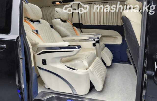 Mercedes-Benz V-Класс III (W447) Рестайлинг 2 300 экстра длинный 2.0 AT