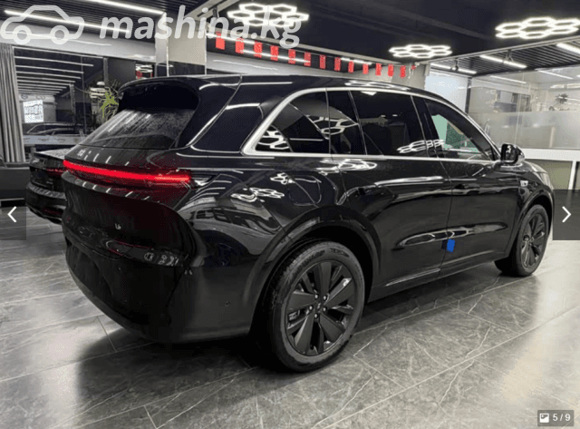 LiXiang L6 1.5hyb AT 4WD