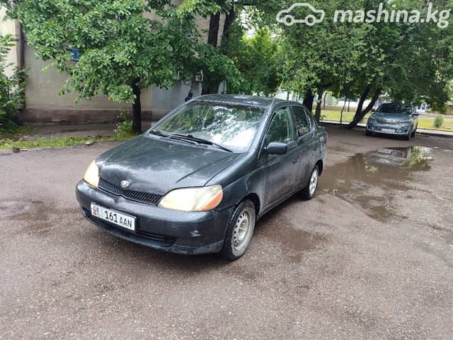 Toyota Platz 1.5 AT