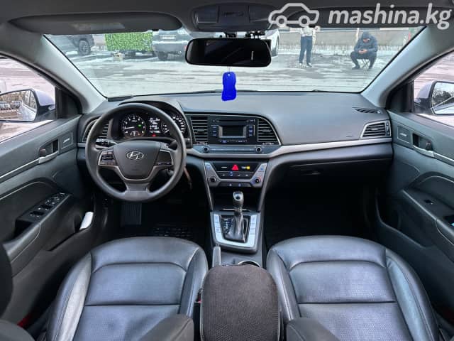 Hyundai Avante VI 1.6 AT